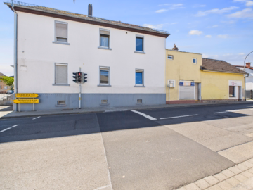 Wohnen und Gewerbe unter einem Dach – Solides Bestandsobjekt in zentraler Lage von Reichelsheim-OT, 61203 Reichelsheim (Wetterau), Mehrfamilienhaus