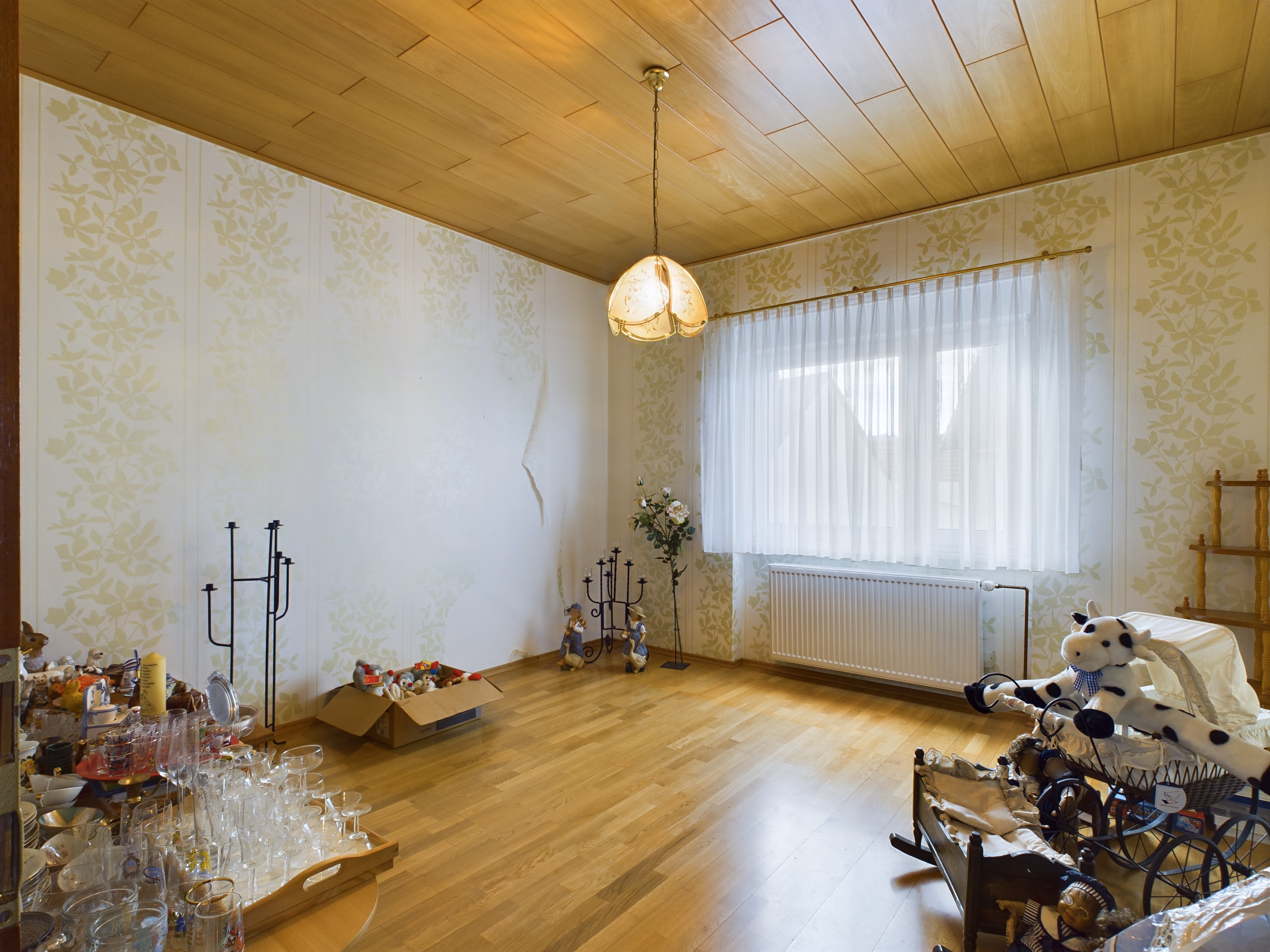 Schlafzimmer 1