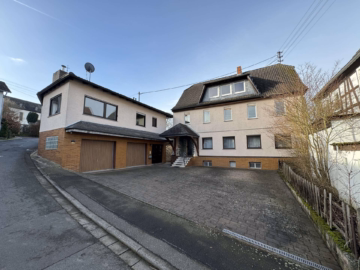 Zwei Häuser – Wohnen & Vermieten – Wunderbares Wohnensemble mit großem Garten in Ranstadt OT, 63691 Ranstadt, Haus