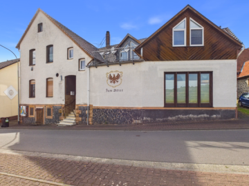 Vielseitig nutzbares Wohn- und Geschäftshaus mit Umbaumöglichkeiten in Gedern-OT, 63688 Gedern, Haus