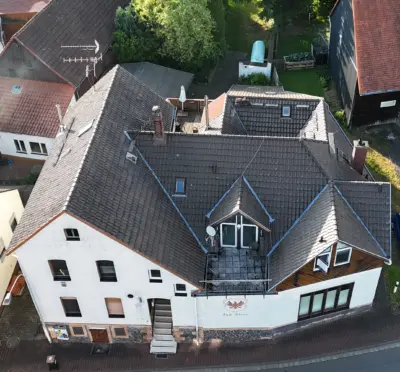 Vielseitige Immobilie – für Wohnraum, Kapitalanlage & den eigenen Traumberuf in Gedern-OT, 63688 Gedern, Haus