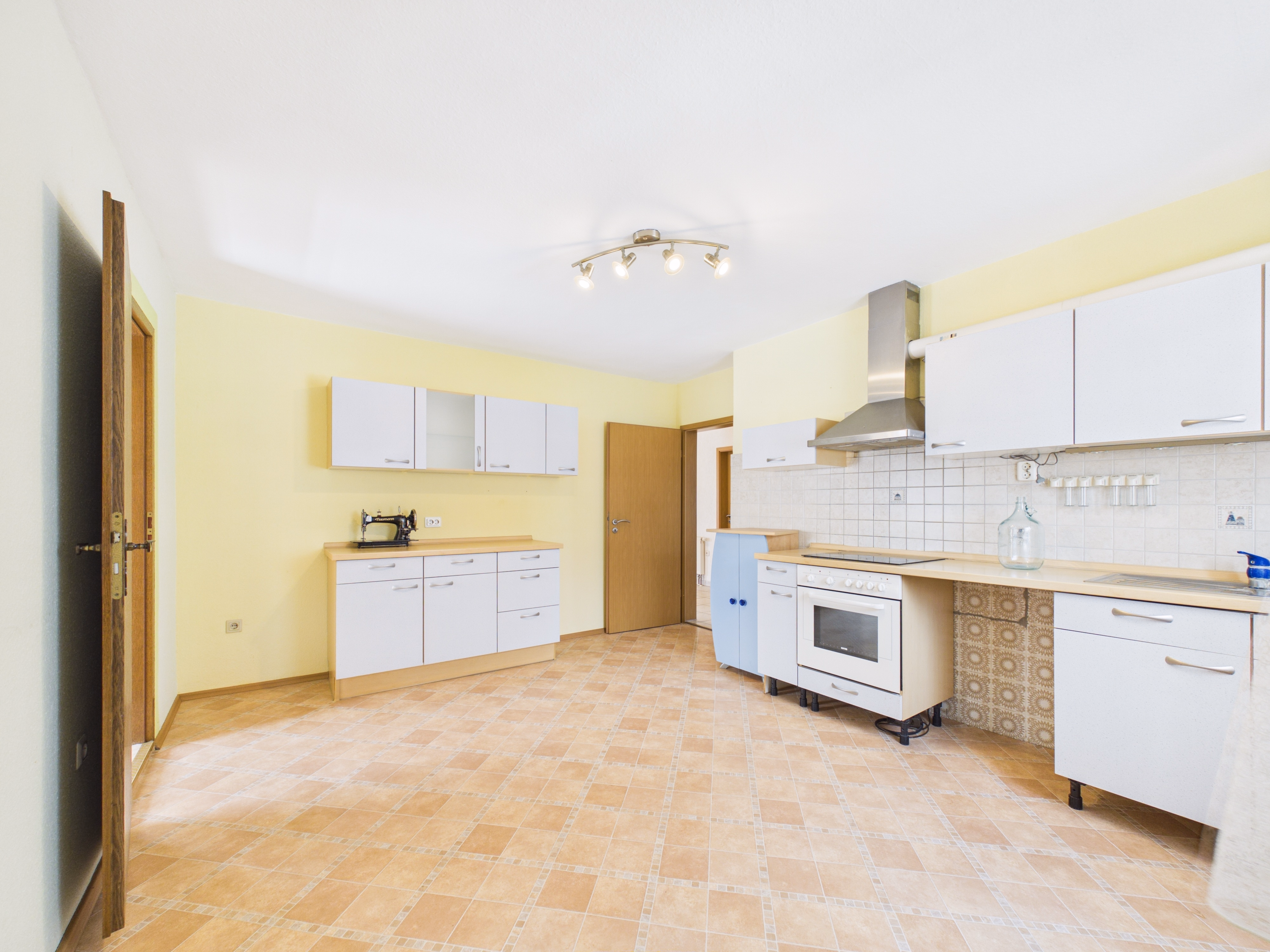 Küche_Wohnung 2_OG