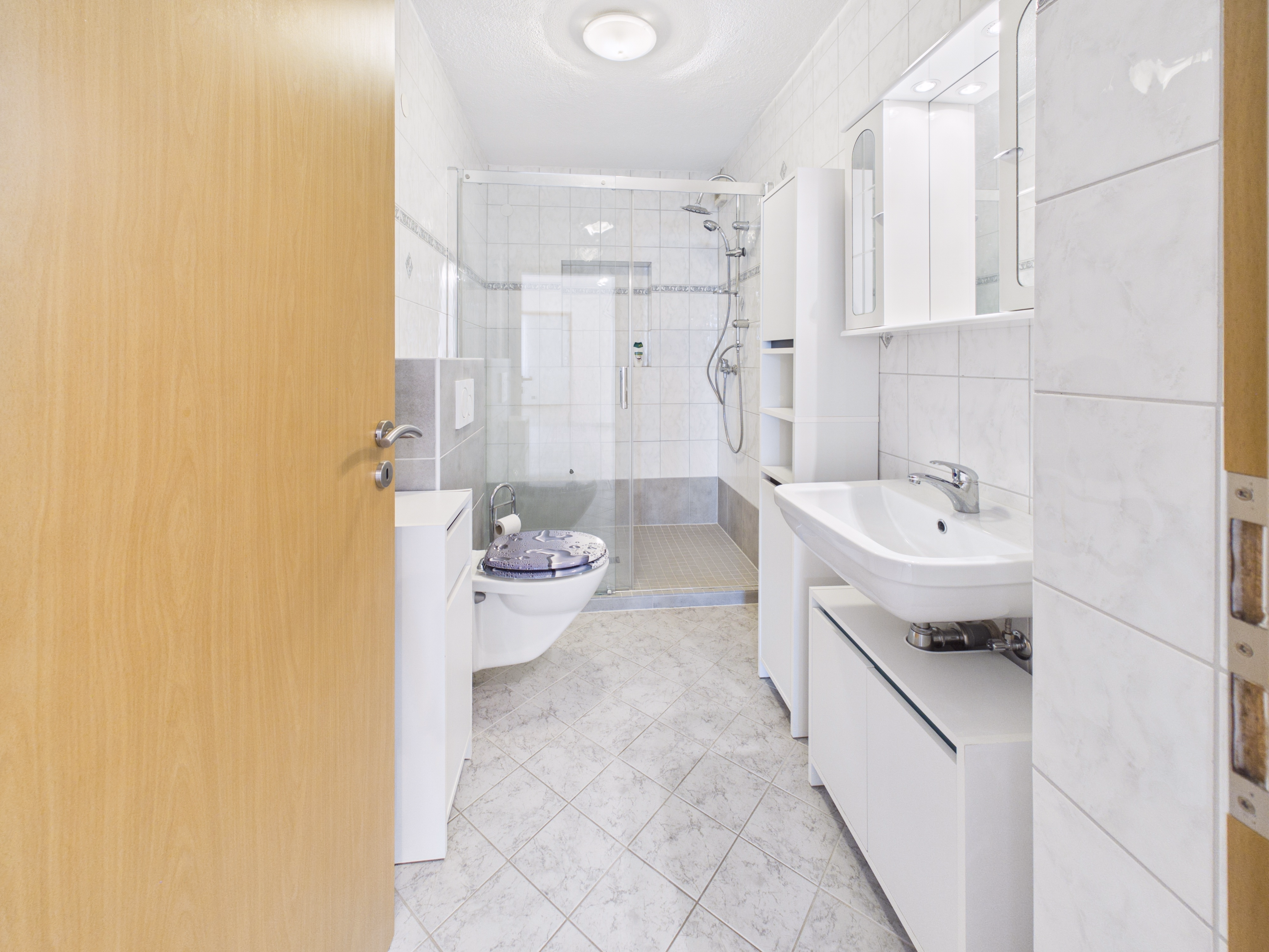 Badezimmer_Wohnung 2_OG