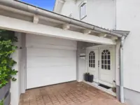 Eingangsbereich mit Garage