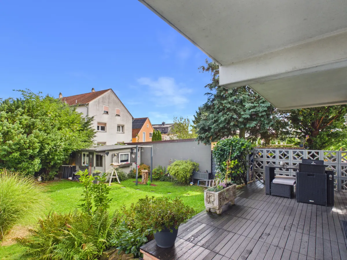 Außenansicht_Garten_1