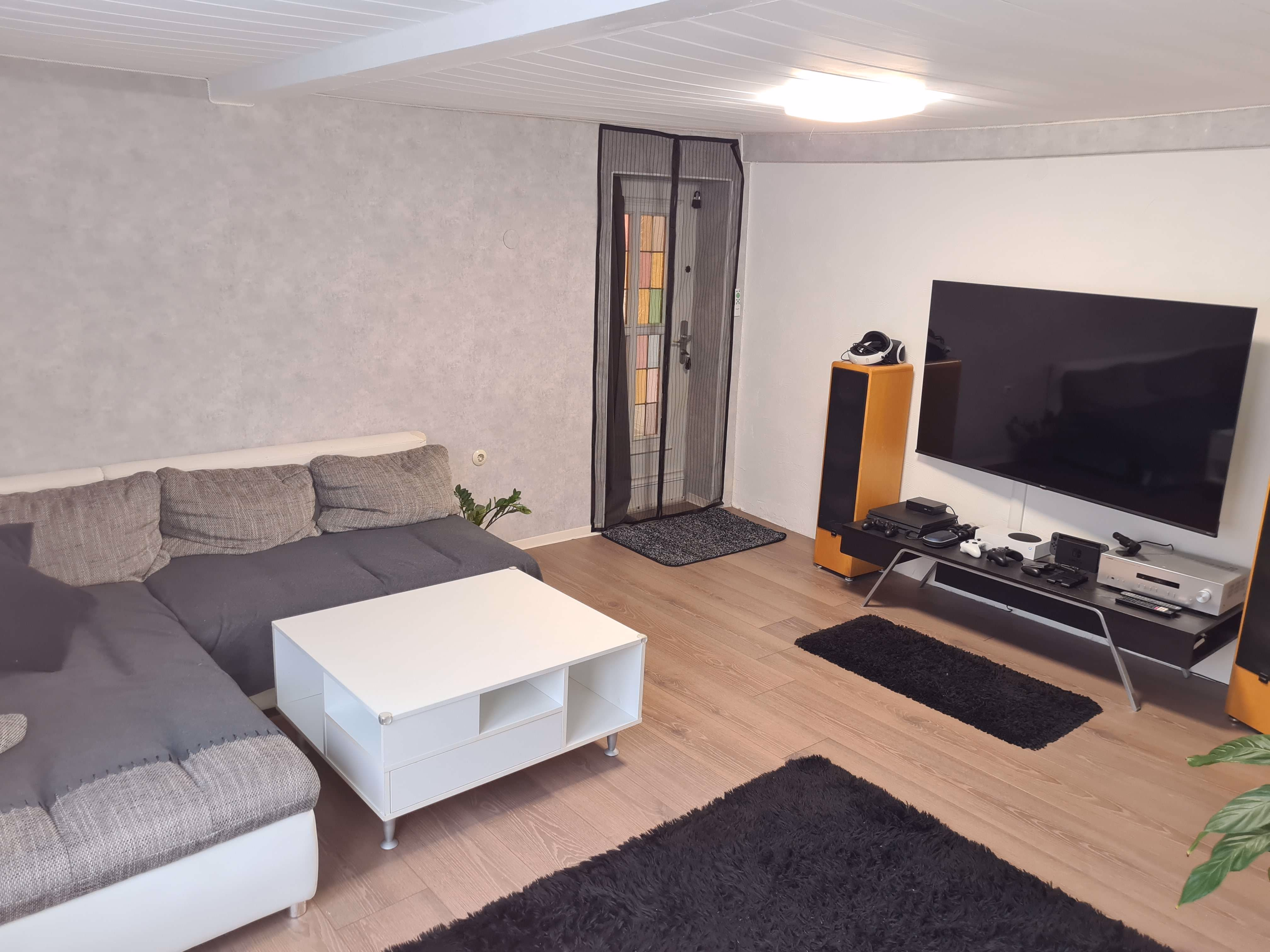 Vorderhaus OG Wohnzimmer_1