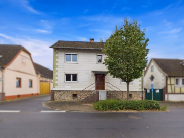 Flexibel nutzbares Einfamilienhaus auf großzügigem Eckgrundstück in Florstadt Stammheim, 61197  Florstadt, Einfamilienhaus