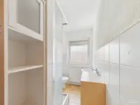 Badezimmer_DG. - (KI generiert)