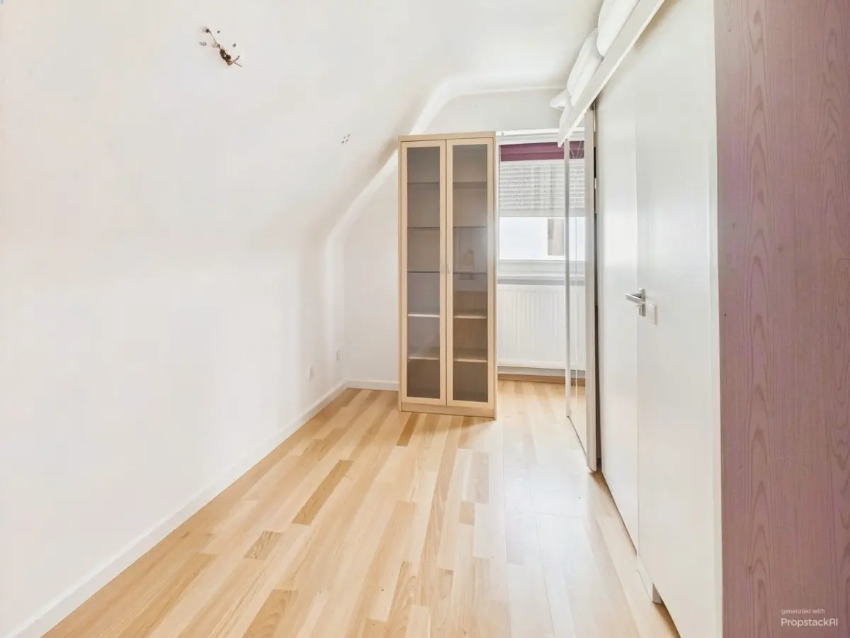 Ankleidezimmer_DG. - (KI generiert)