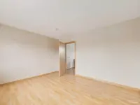 Wohnzimmer_1_DG. - (KI generiert)