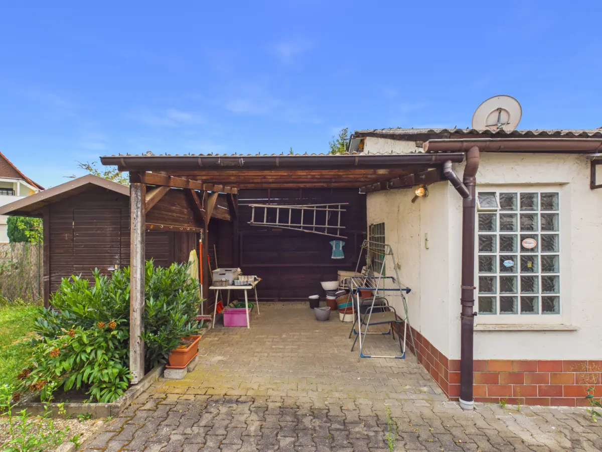 Carport/ Terrasse_1