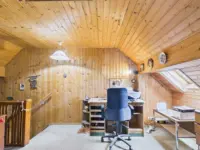 Arbeits-/ Schlafzimmer_2_1. OG.