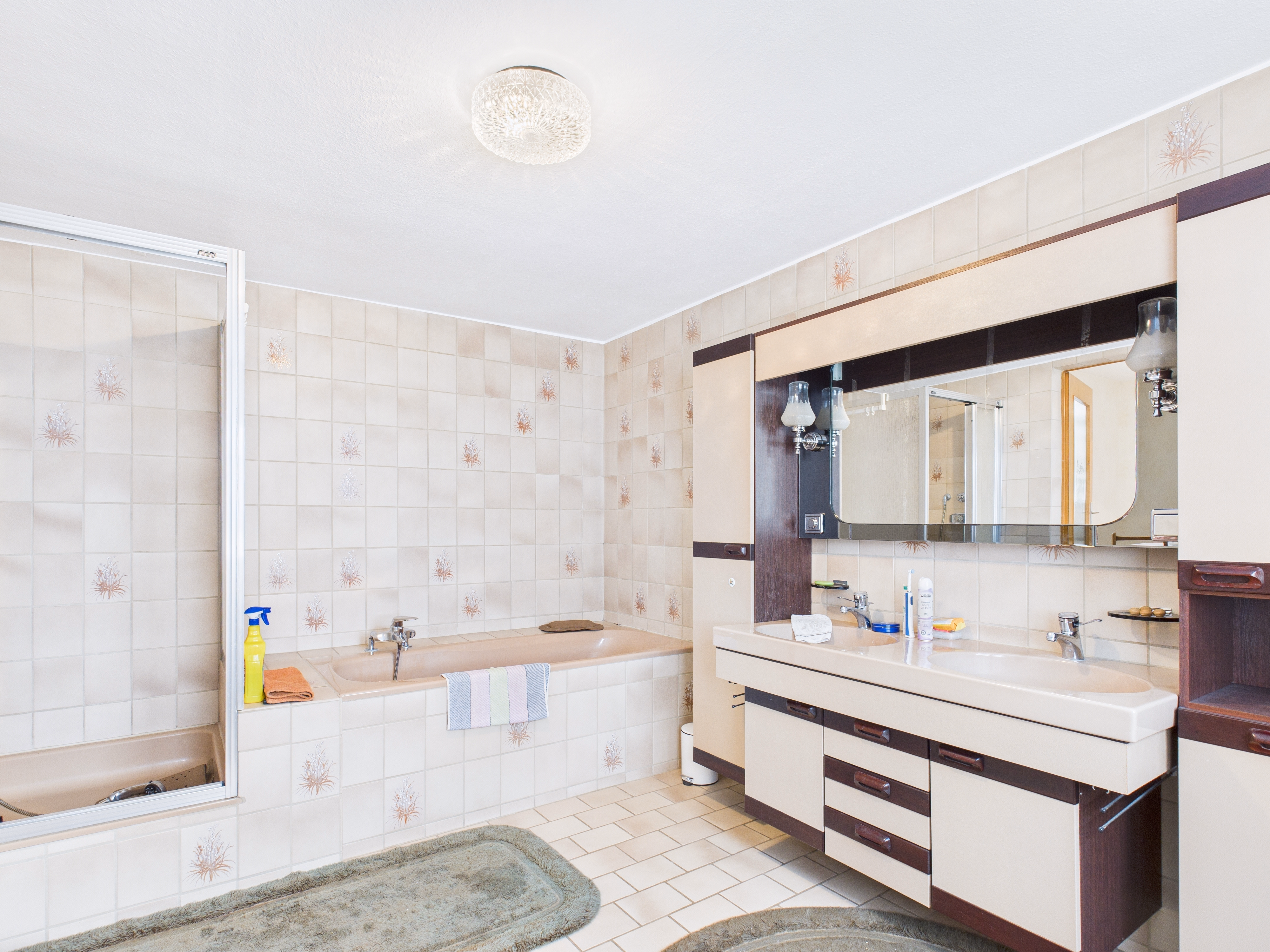 1. OG Badezimmer