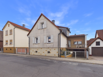 Viel Platz für Ihre Wohnideen – Einfamilienhaus mit Potenzial und Gestaltungsspielraum in Glauburg, 63695 Glauburg, Einfamilienhaus