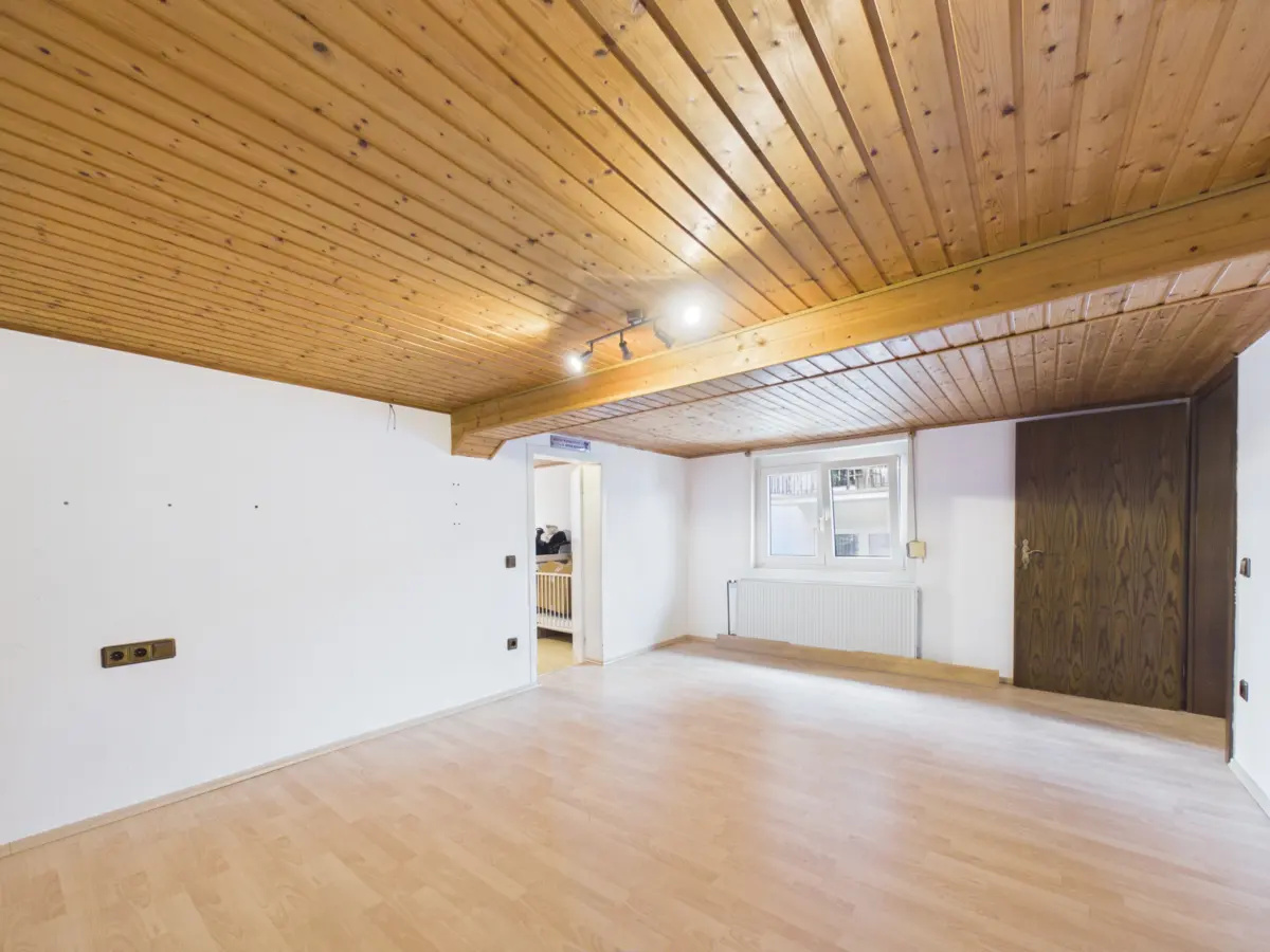 Schlafzimmer_2_1.OG.