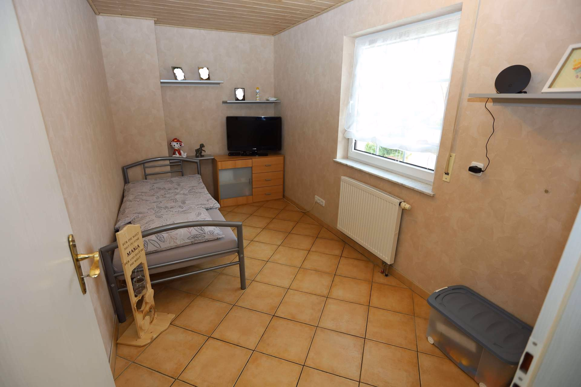 Kinderzimmer EG