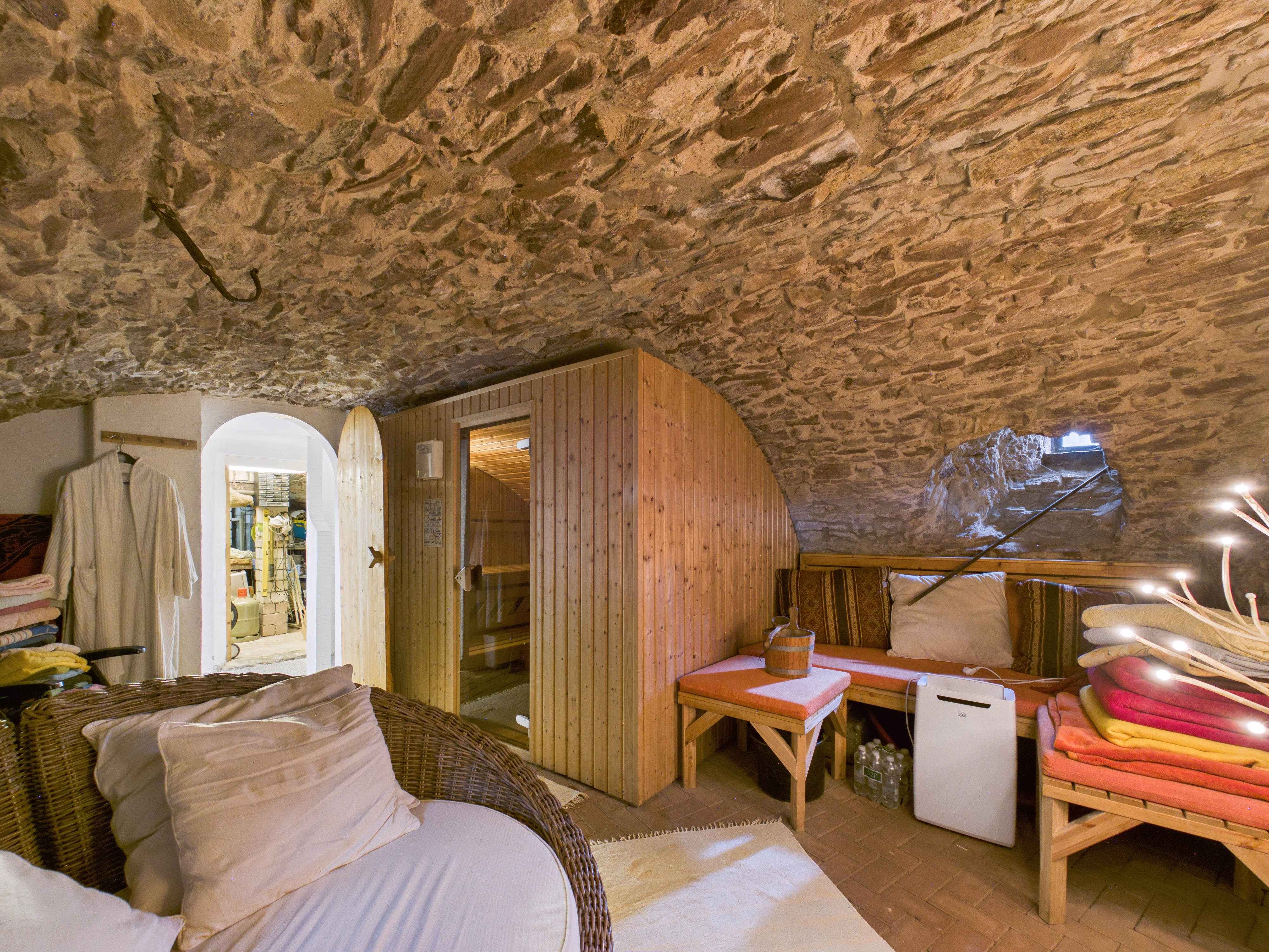 Gewölbekeller mit Sauna