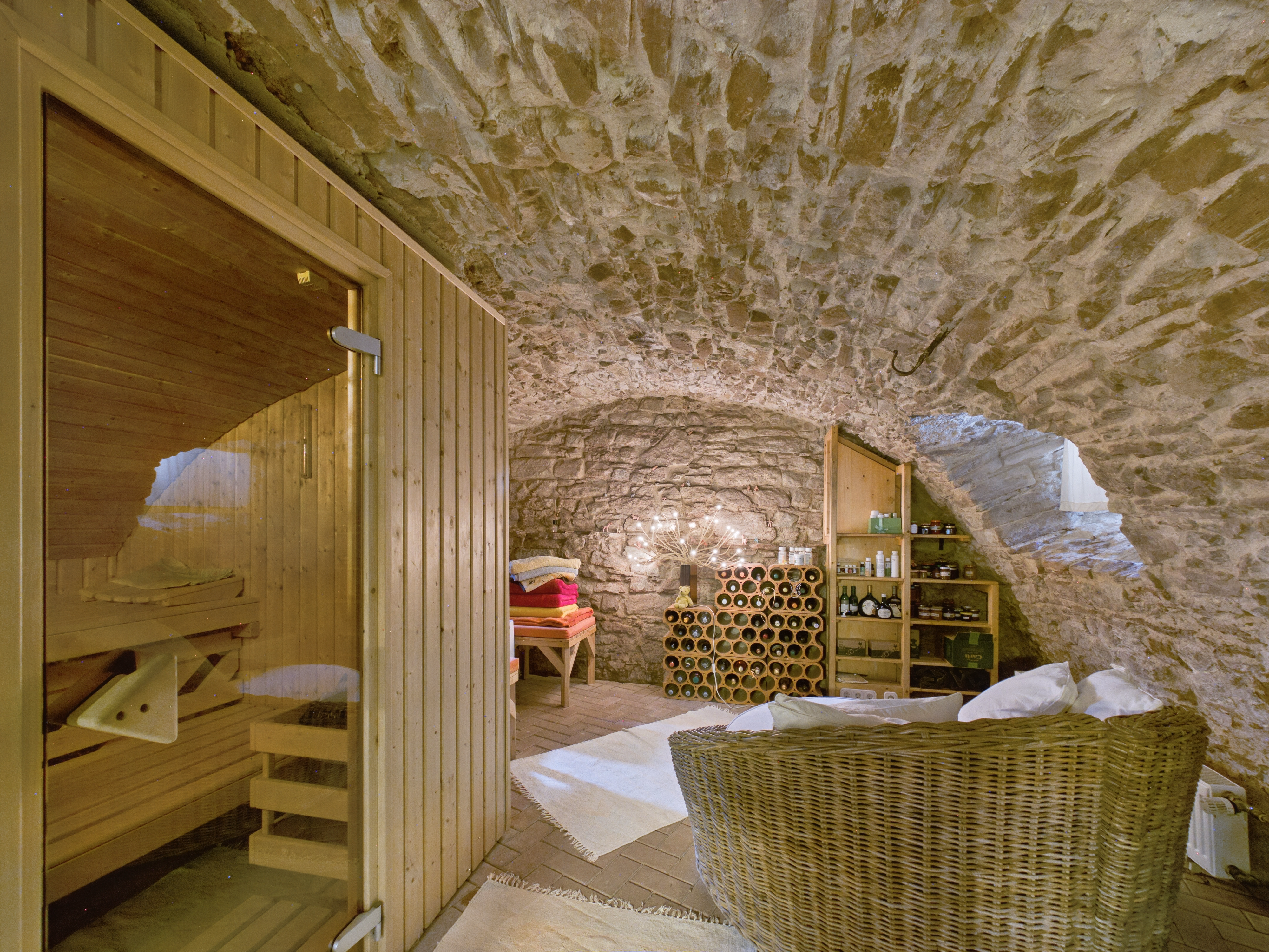 Gewölbekeller mit Sauna_2