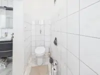 WC_VH_DG_FI-1052