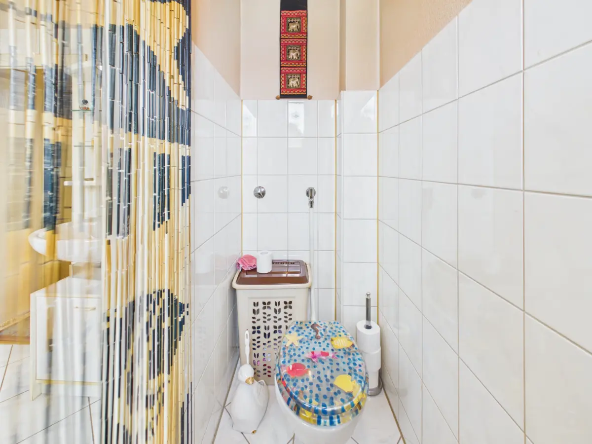 Badezimmer_VH_1OG_FI-1052