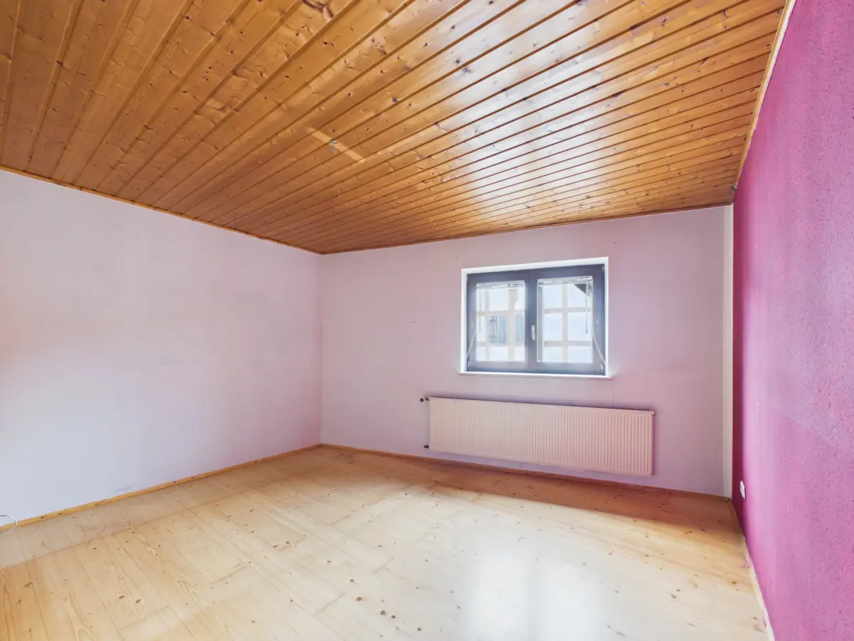 1.OG. Zimmer 1 MFI-445