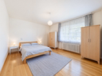 1. OG Zimmer 3 - (KI generiert) - Raumwunder mit Potenzial – geräumiges Einfamilienhaus in Nidda OT