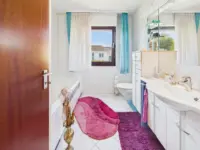 Badezimmer EG