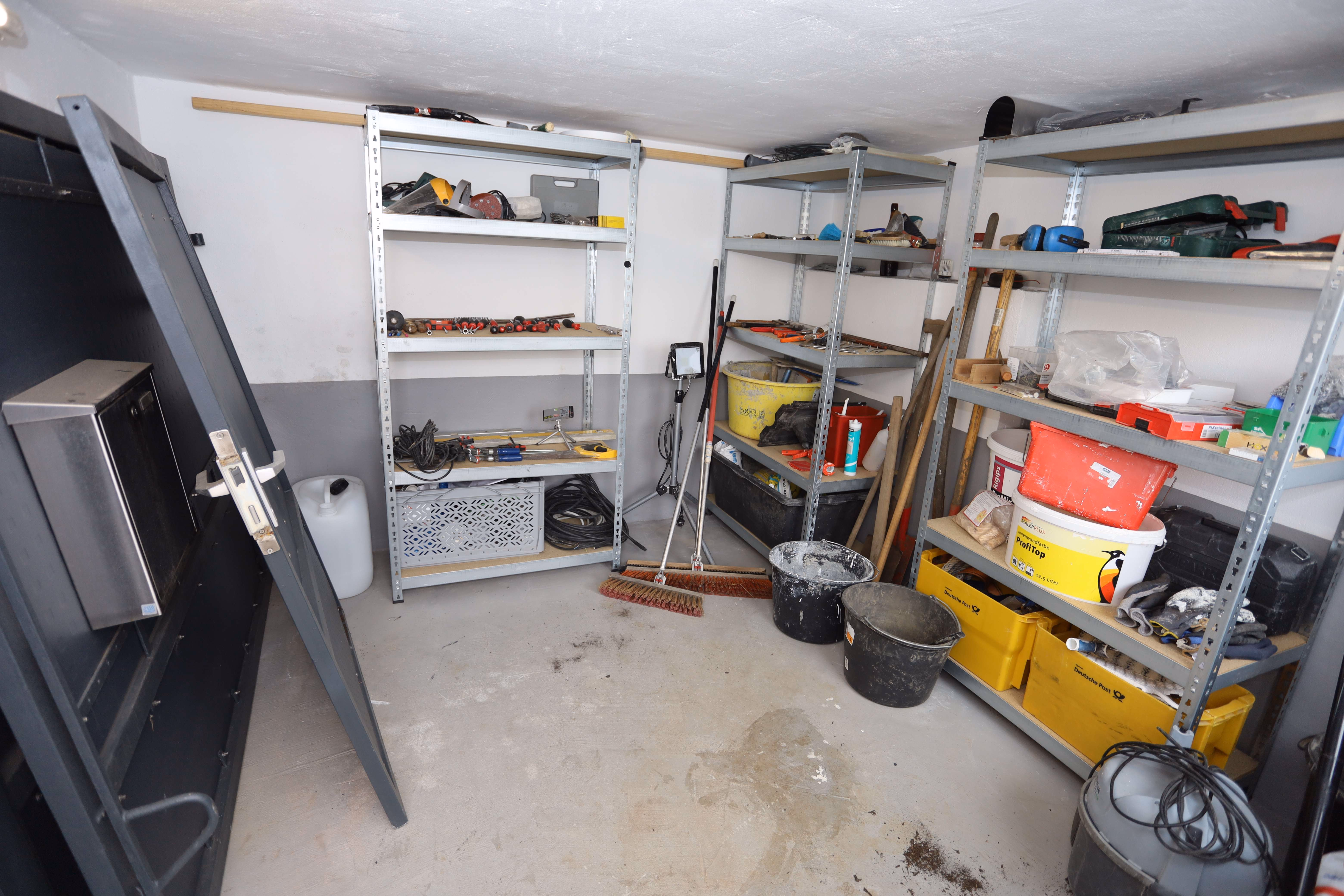 Keller unter Garage