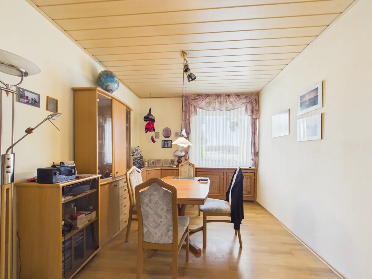 Esszimmer_1_FI-1243
