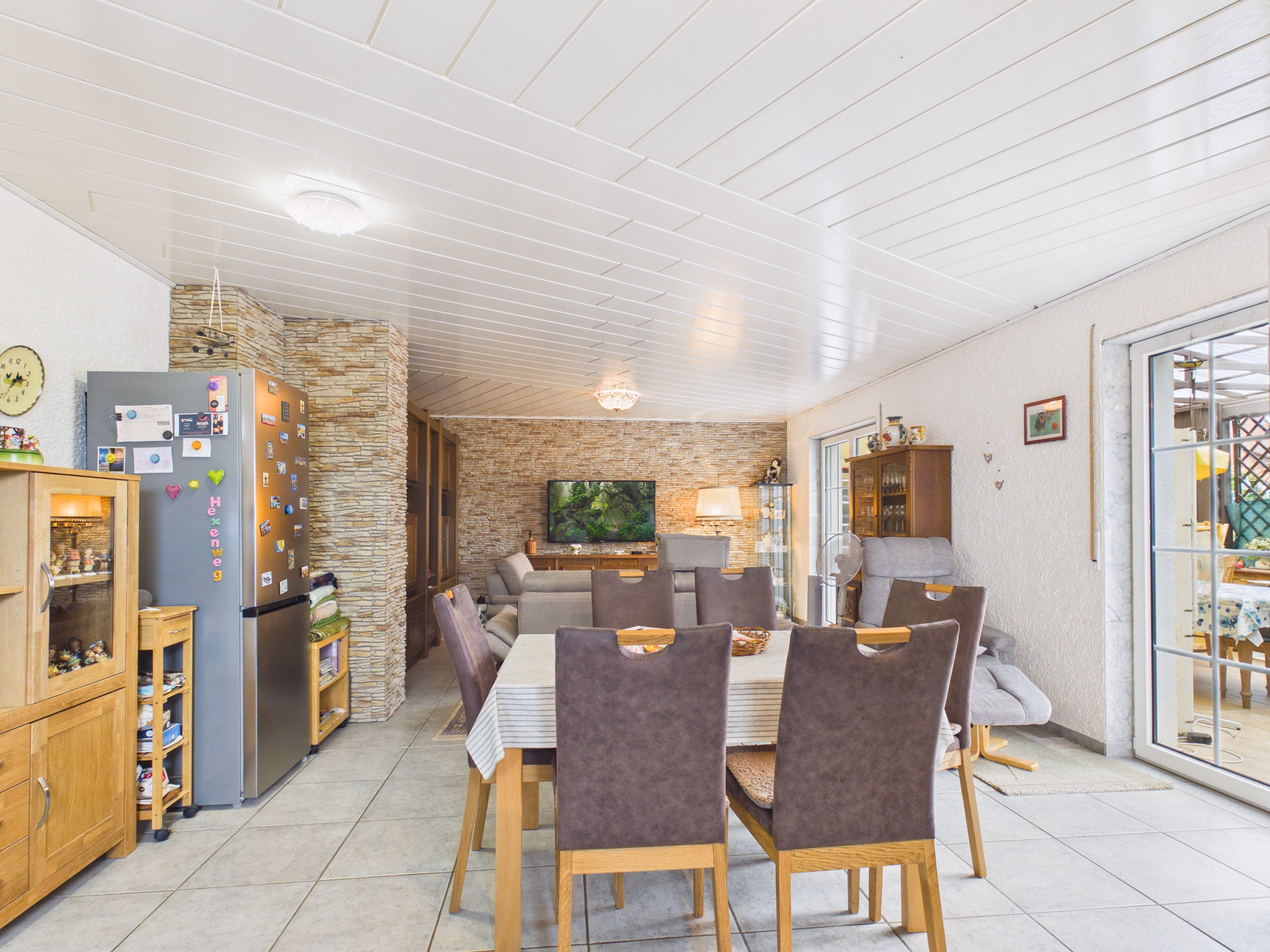 Wohnzimmer_Essbereich_FI-1103