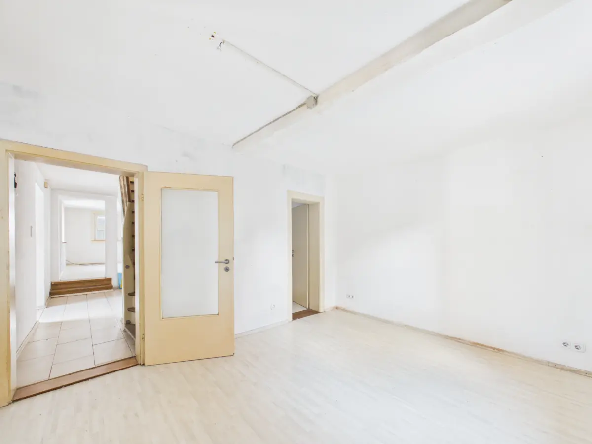 Schlafzimmer_EG._ 1
